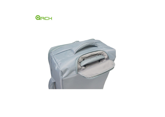 Carruaje de cabina de nylon Carry On Bolsa de equipaje con un bolsillo grande delantero para viajes cortos